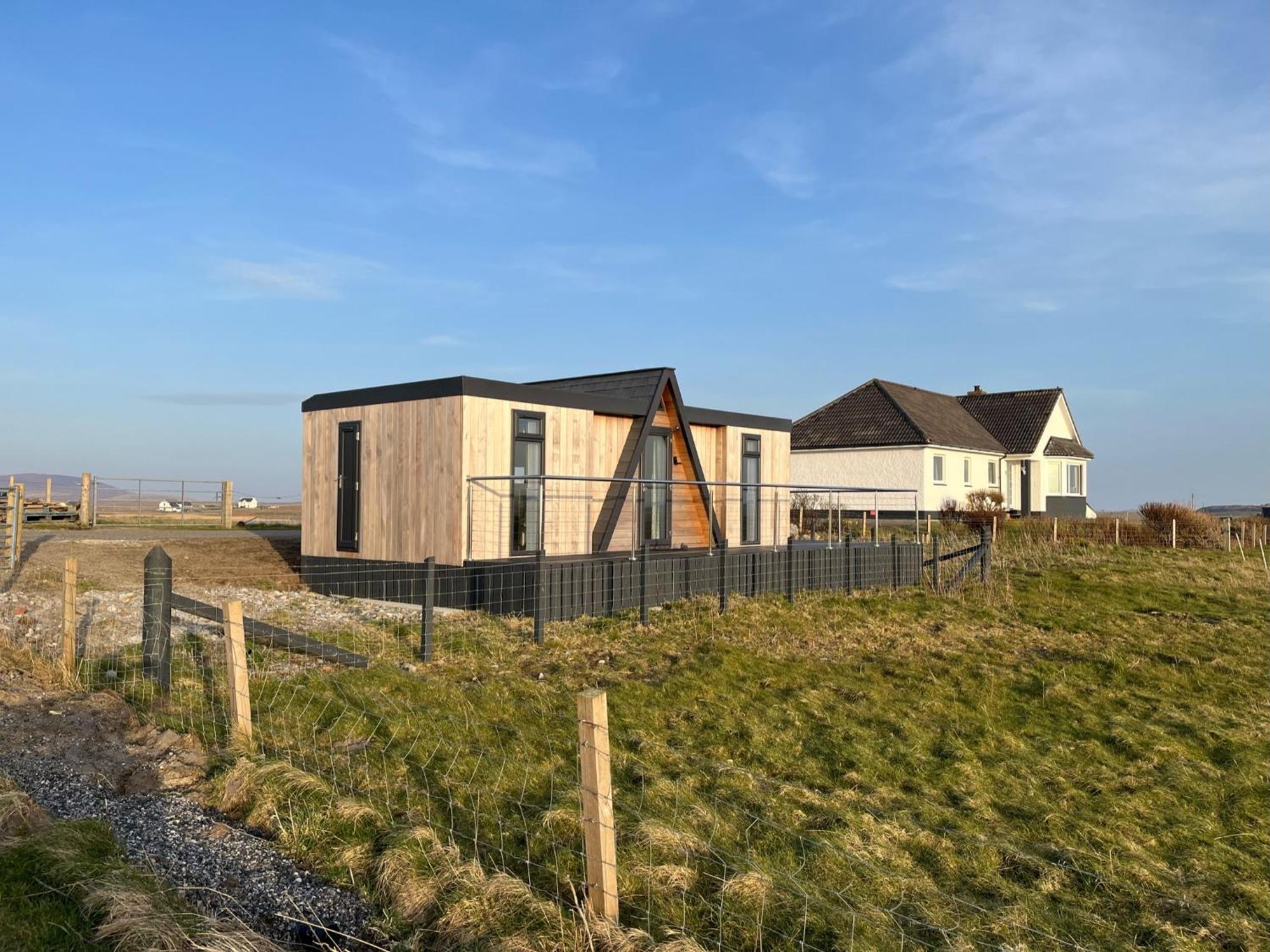 Seas The Day - Self Catering Lodge North Uist Paible Exterior foto